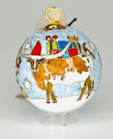 Longhorn Bearing Gifts Winter Scene Round Cloisonné Christmas Ornament